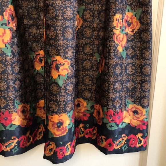 Vintage boho silk midi skirt - Picture 4 of 6